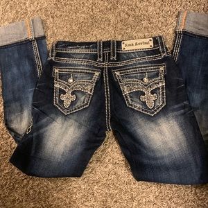 Rock Revivals Size 28